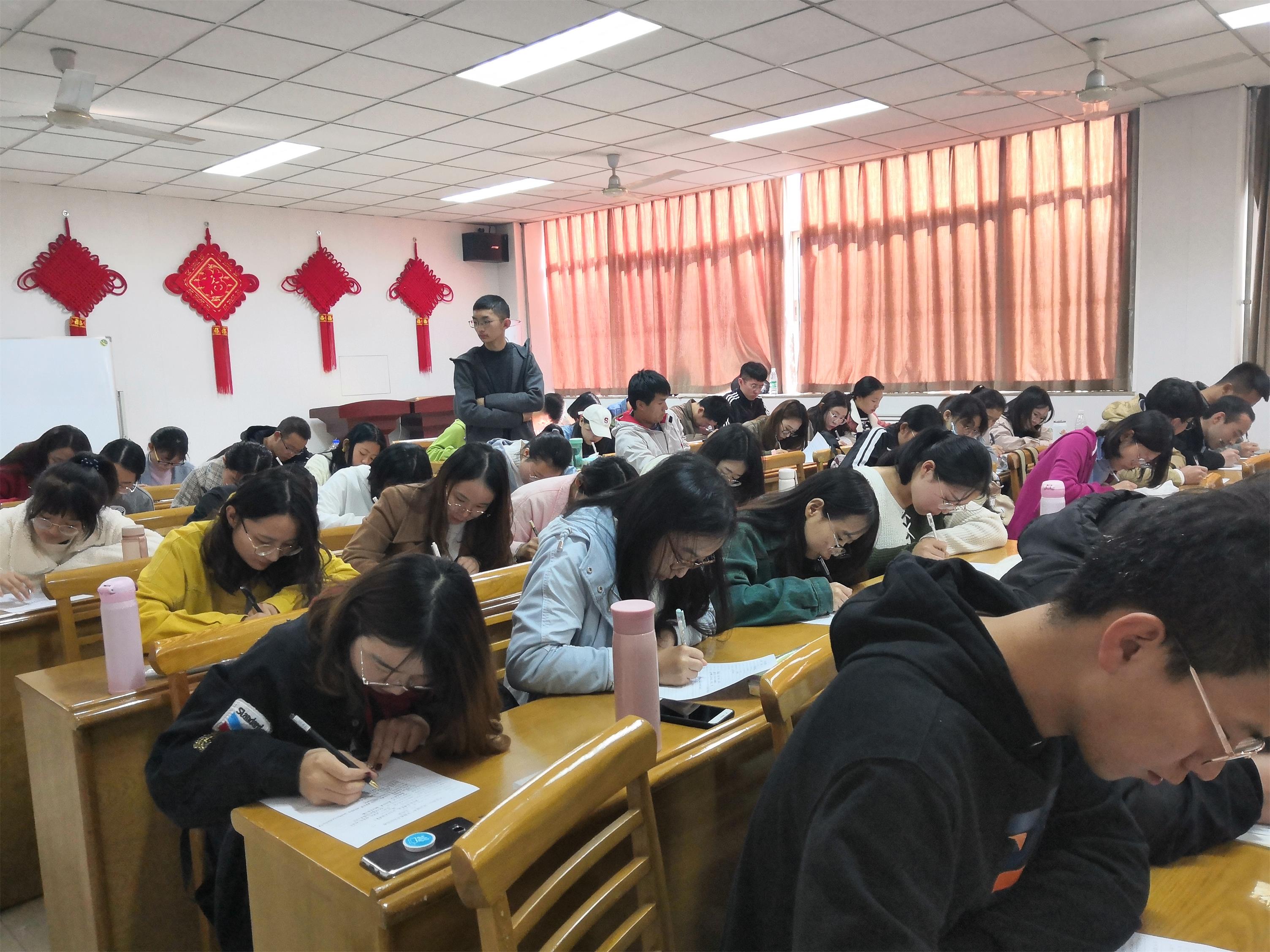 不忘初心牢记使命知识竞赛 (1).jpg 不忘初心牢记使命知识竞赛 (1).jpg
