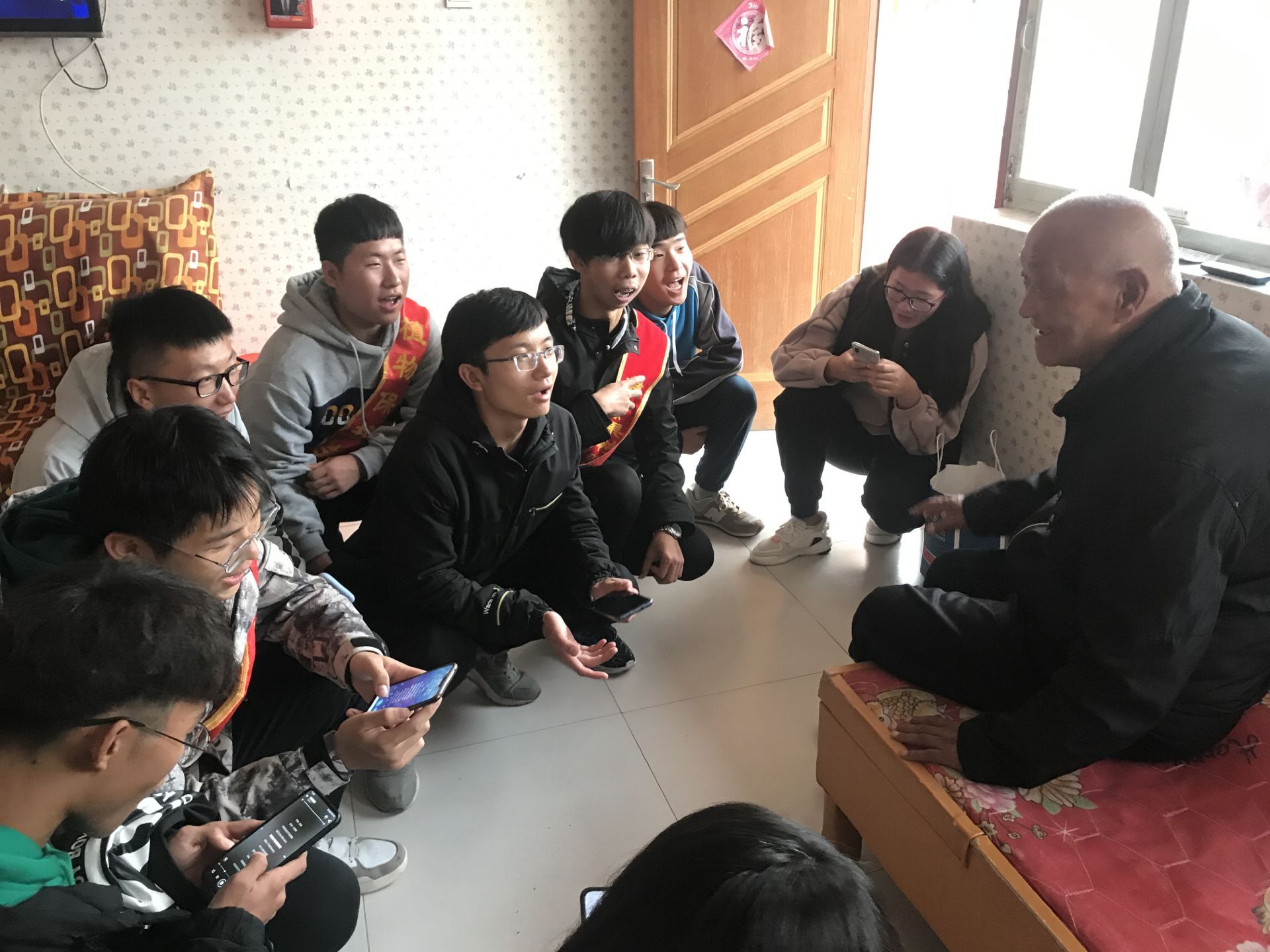 尊老敬老树新风,砥砺奋进中国梦(1) (1).jpg 尊老敬老树新风,砥砺奋进中国梦(1) (1).jpg