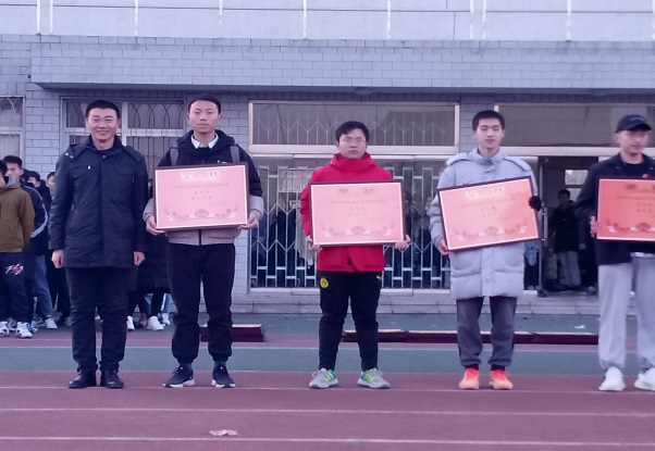 3044永利集团在冬季长跑比赛中荣获佳绩 (2).jpg 3044永利集团在冬季长跑比赛中荣获佳绩 (2).jpg