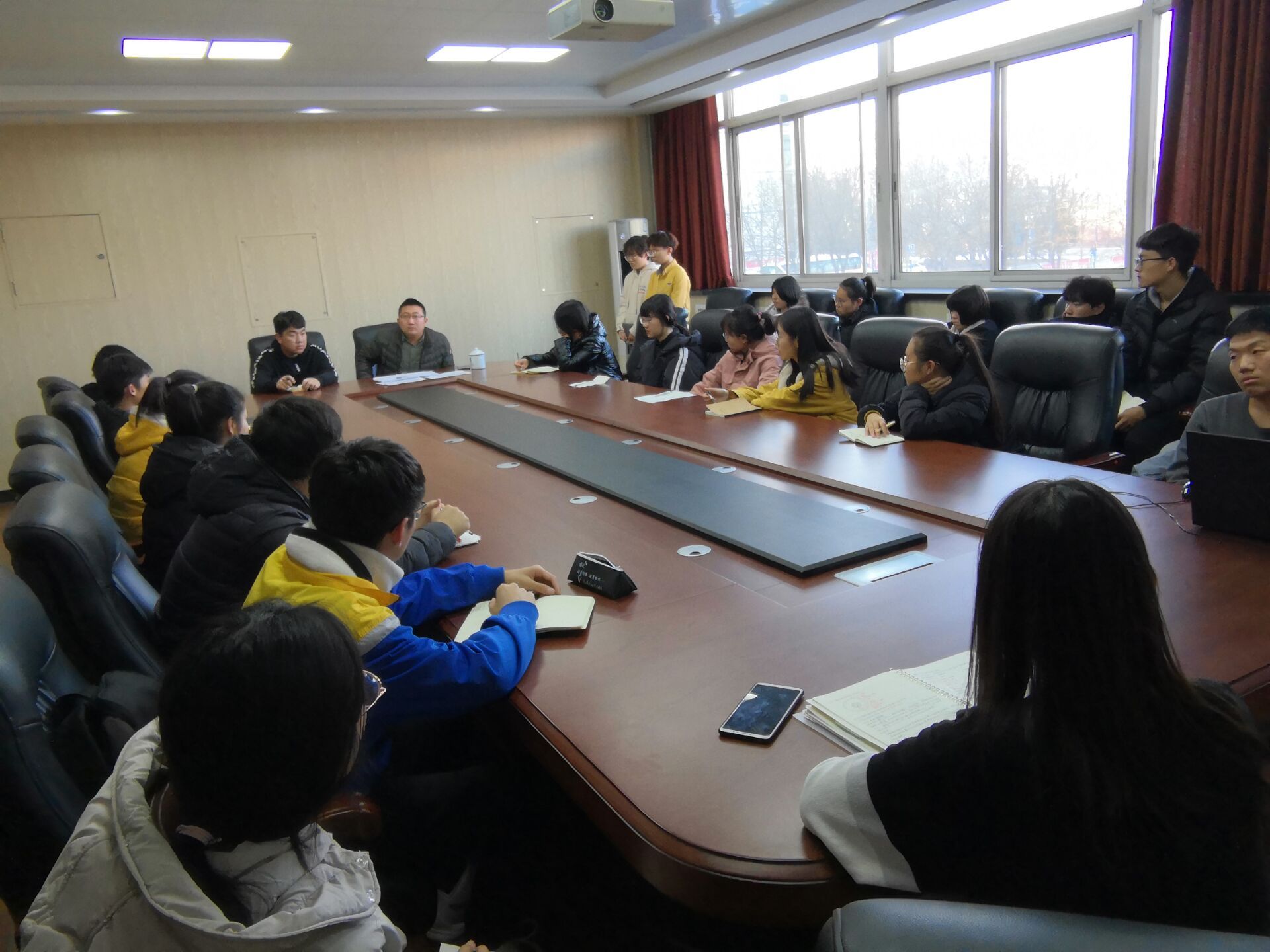 3044永利集团召开2019级员工期末摸底考试成绩分析会暨考风考纪教育会 (3).jpg 3044永利集团召开2019级员工期末摸底考试成绩分析会暨考风考纪教育会 (3).jpg